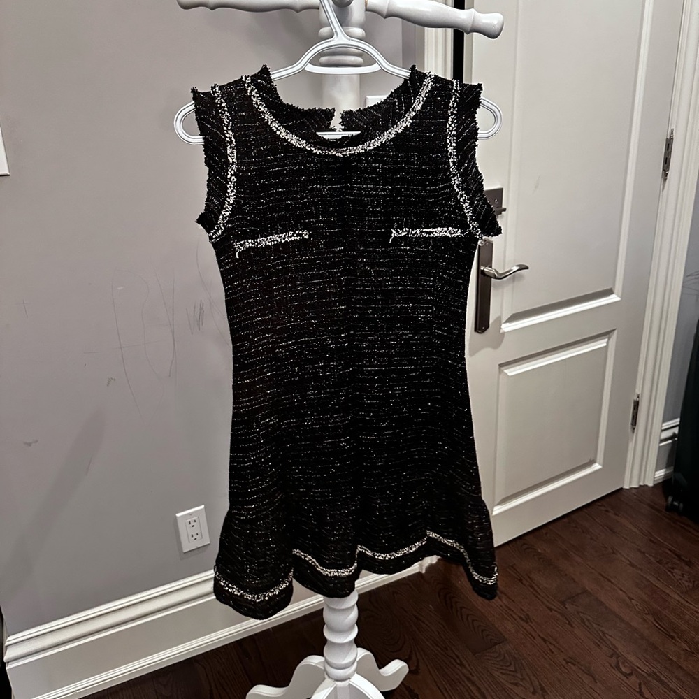 Chic Black Tweed Sleeveless Dress